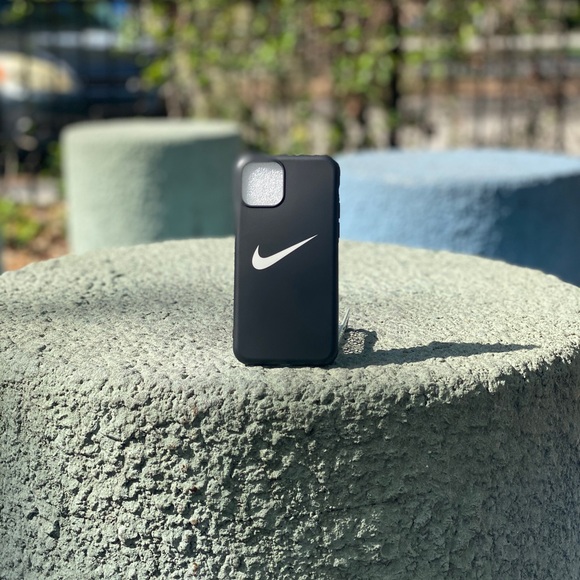 iPhone 12 Promax Case Black Cool Stylish. - Picture 5 of 5